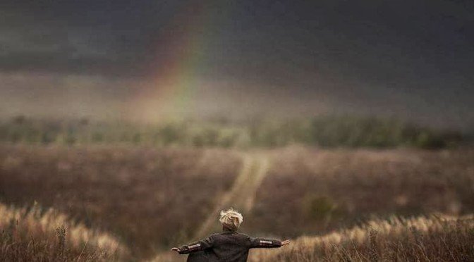 Le work de Byron Katie : Un jeu de cache-cache où l&rsquo;on est sûr de trouver tout ce qui est caché